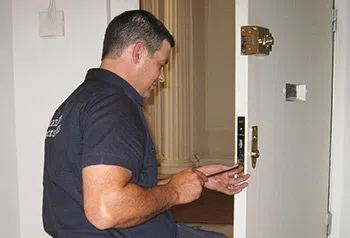 Logan Locksmith Shop Fortville, IN 317-406-5114 - Expert-20Locksmith